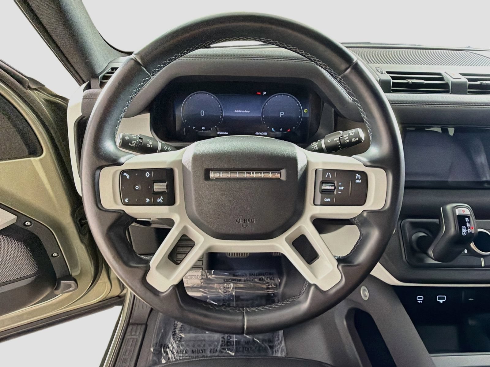 Used 2023 Land Rover Defender 110 S AWD/4WD image 10