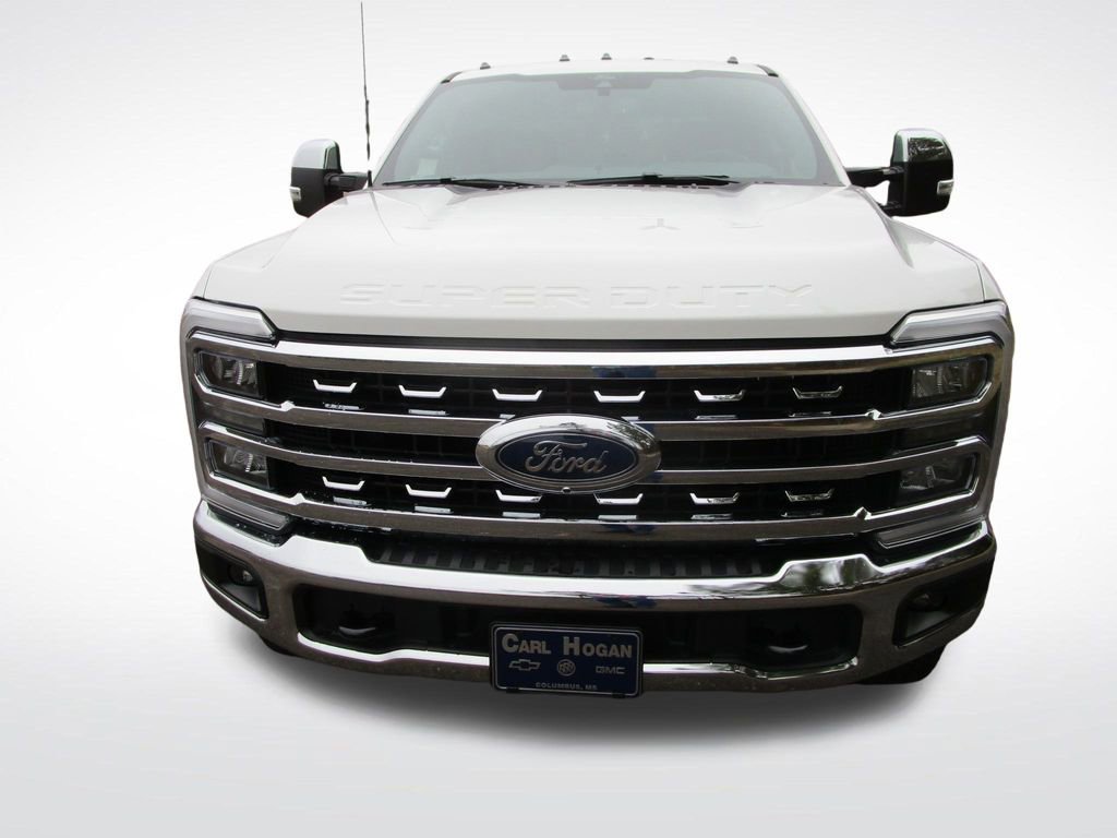 Used 2026 Ford F250 Lariat w/ Chrome Package image 4