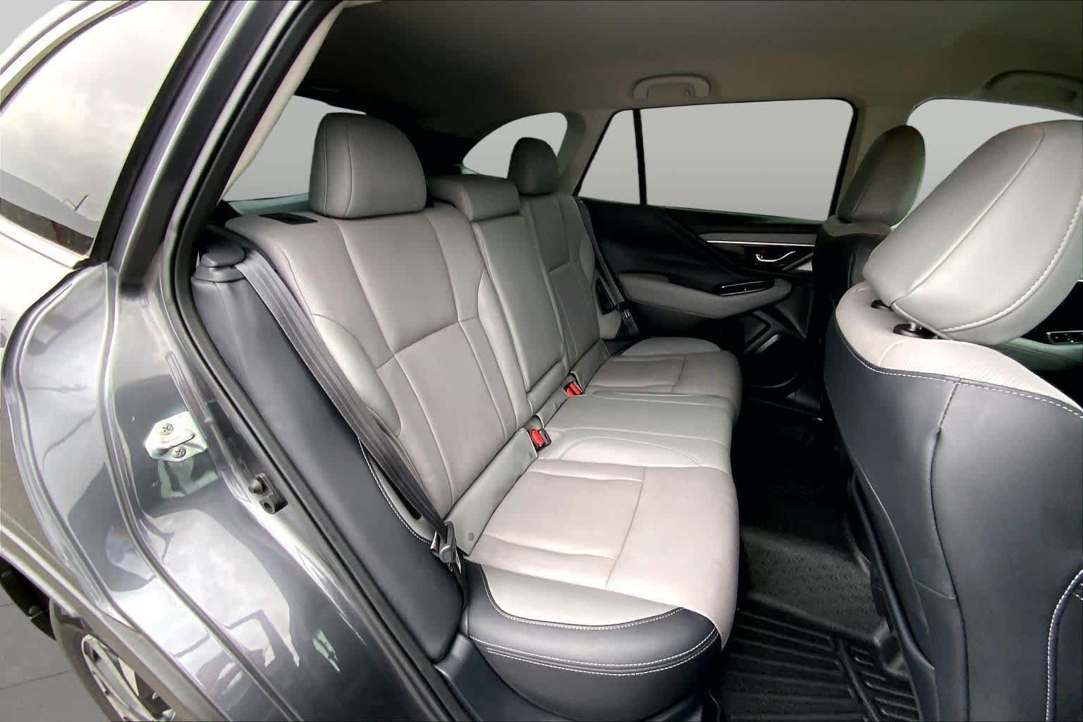 Used 2022 Subaru Outback Limited AWD/4WD image 20