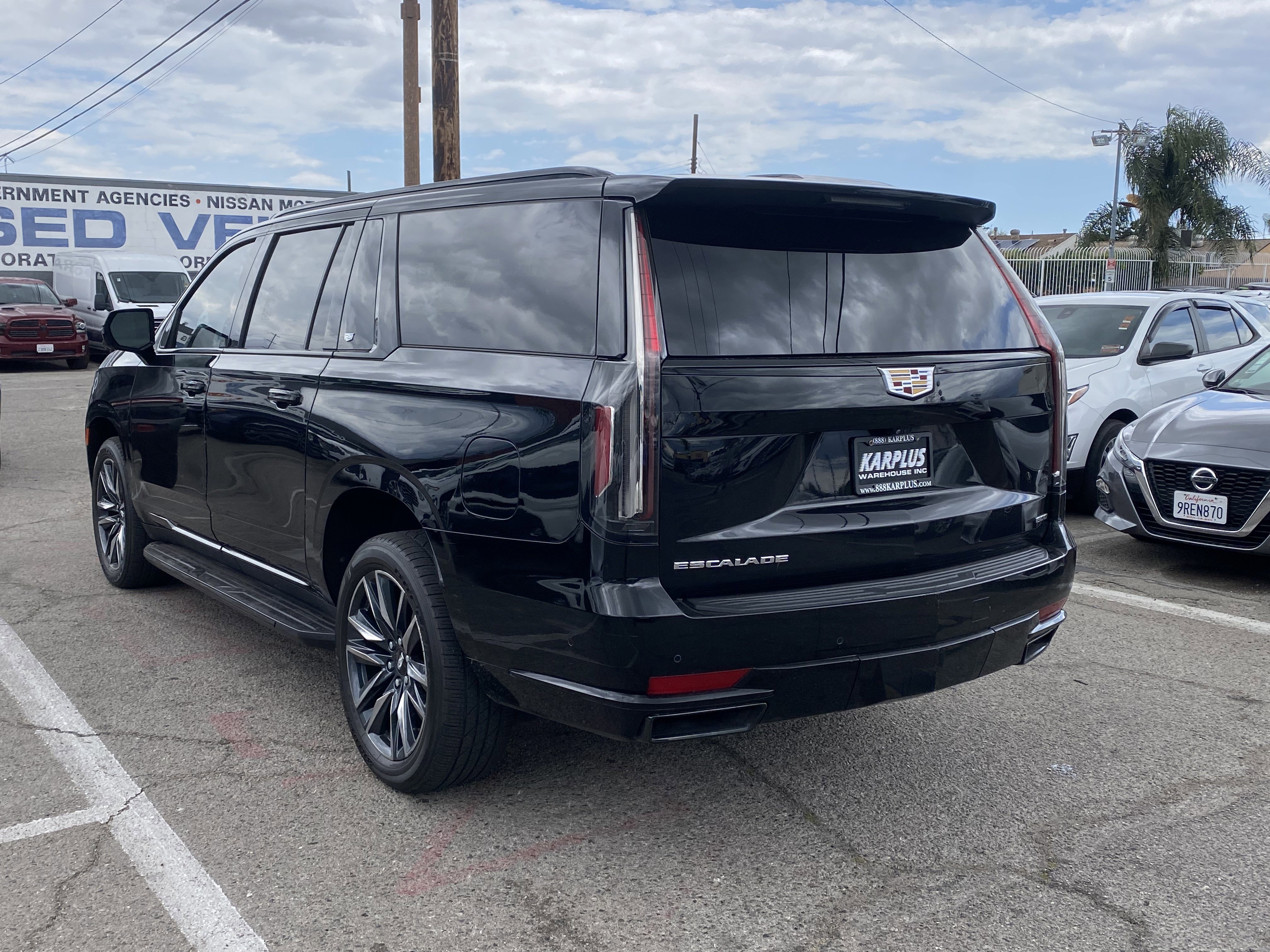 Used 2021 Cadillac Escalade ESV Sport AWD/4WD image 9