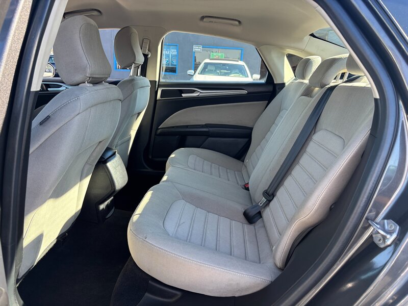 Used 2020 Ford Fusion S FWD image 9