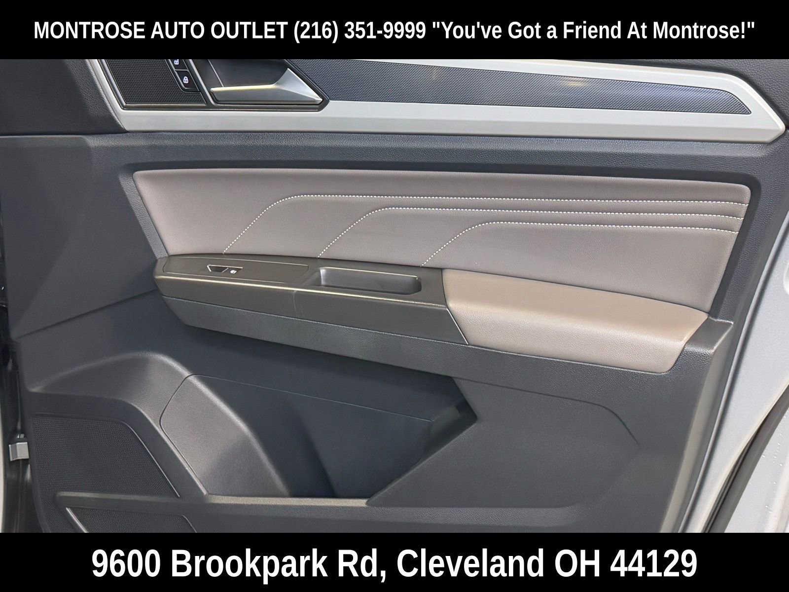 Used 2022 Volkswagen Atlas Cross Sport SEL R-Line image 45