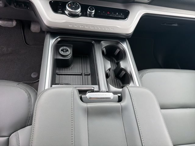 New 2026 Ford Expedition Max Active AWD/4WD image 11