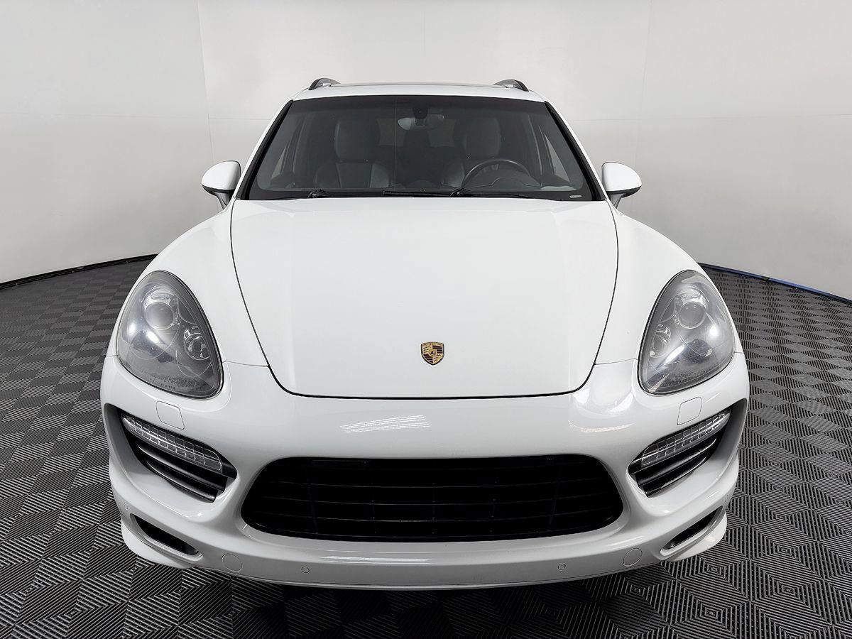 Used 2013 Porsche Cayenne GTS AWD/4WD image 4