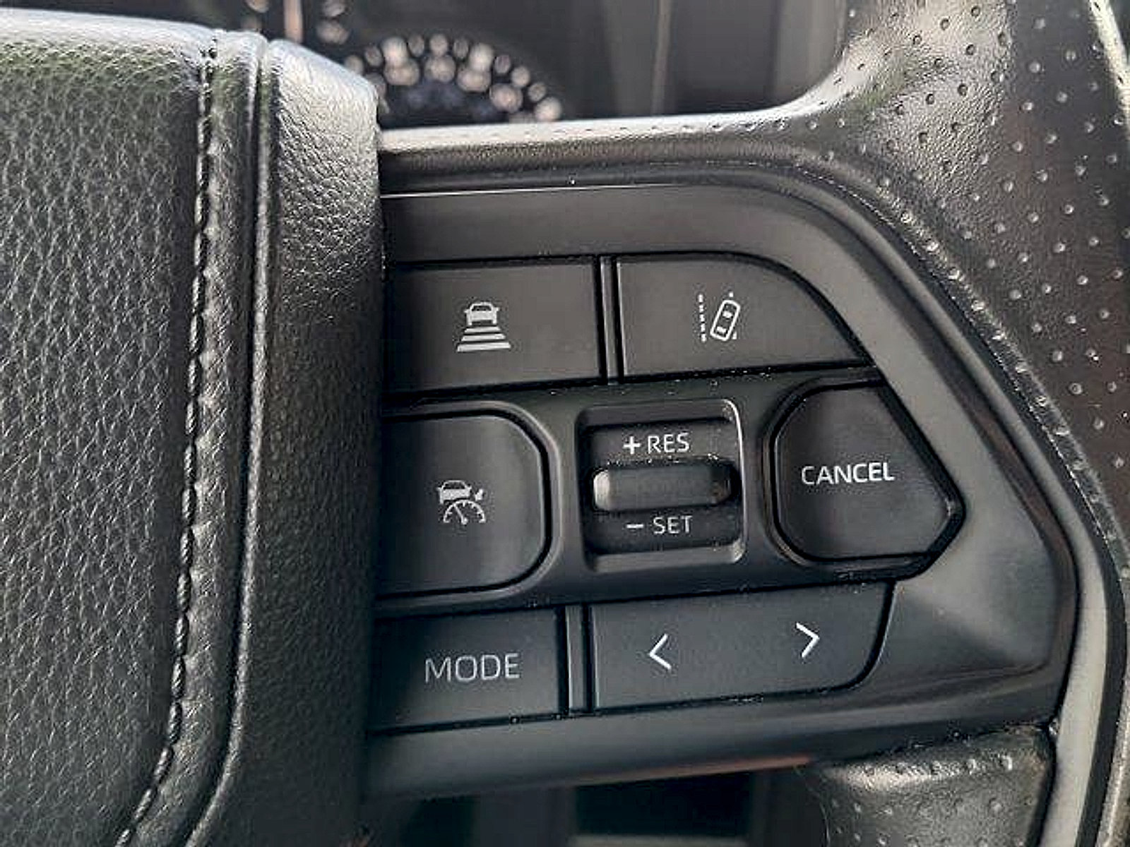 Used 2025 Toyota Tundra SR AWD/4WD image 23