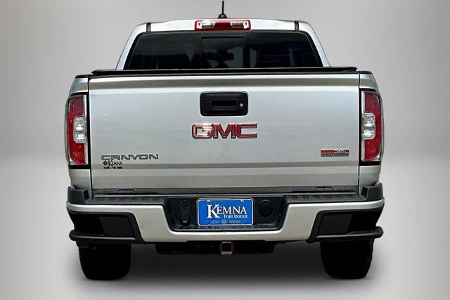 Used 2016 GMC Canyon SLE w/ All Terrain Package AWD/4WD image 5