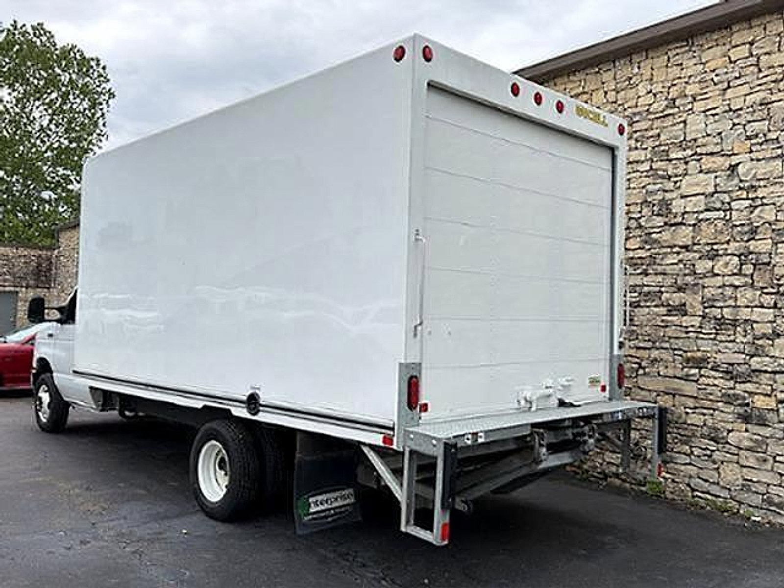 Used 2024 Ford E-450 and Econoline 450 Super Duty w/ Power Windows & Locks Group RWD image 4