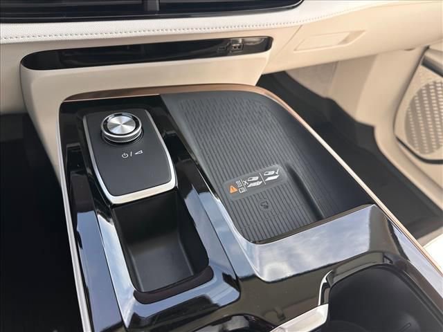 New 2026 Buick Enclave Avenir w/ Super Cruise Package image 33