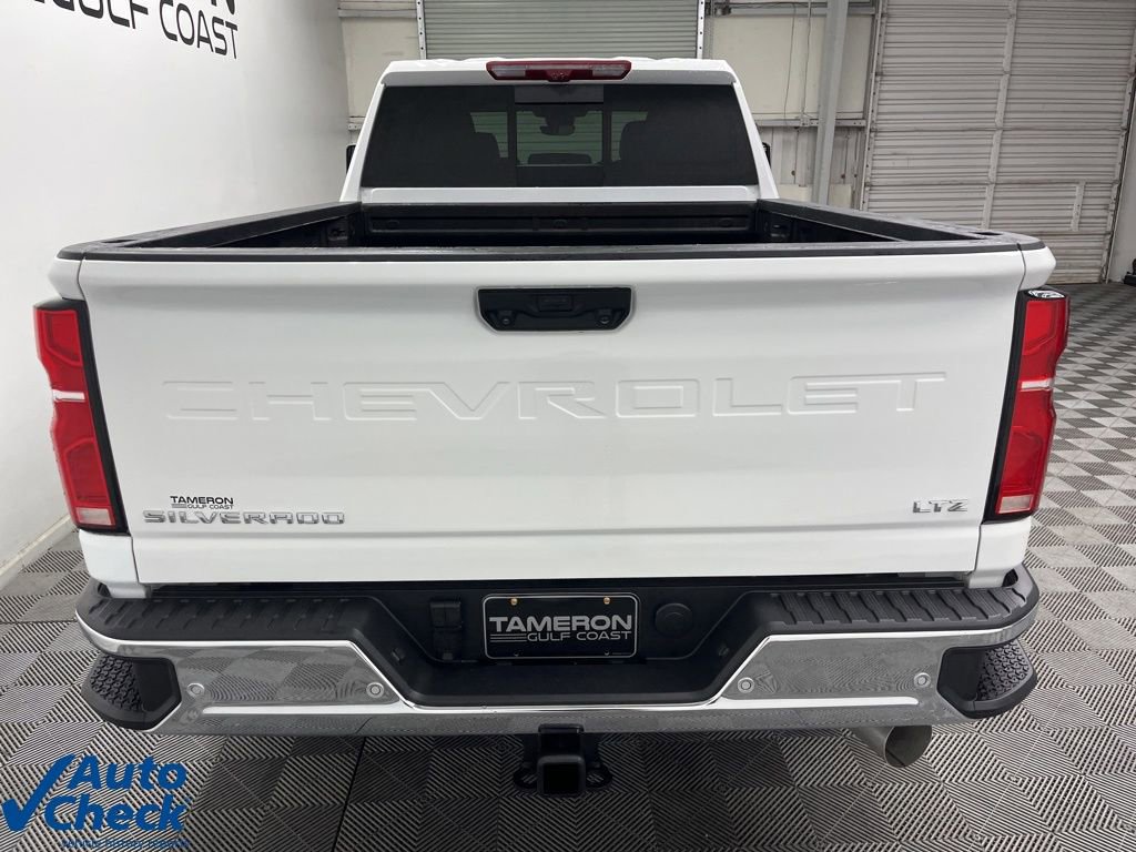 Used 2025 Chevrolet Silverado 2500 LTZ w/ LTZ Premium Package image 10
