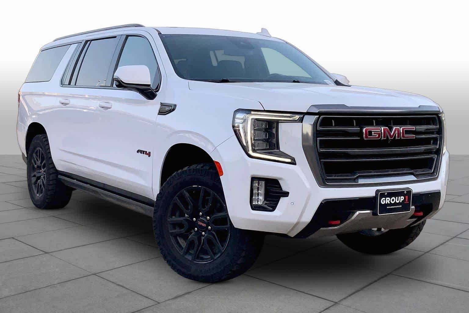Used 2024 GMC Yukon XL AT4 w/ AT4 Premium Plus Package AWD/4WD image 5