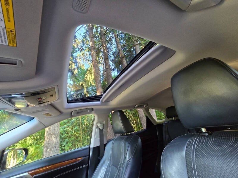 Used 2018 Lexus RX 450hL Premium w/ Premium Package AWD/4WD image 19