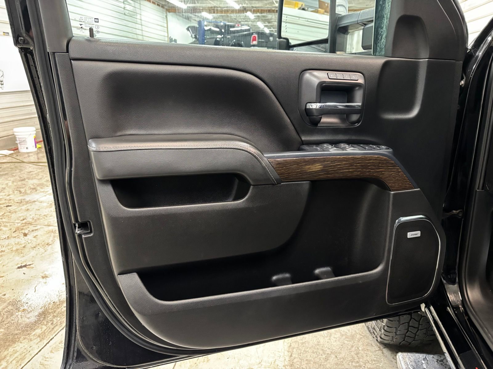 Used 2018 GMC Sierra 3500 Denali w/ Duramax Plus Package image 7