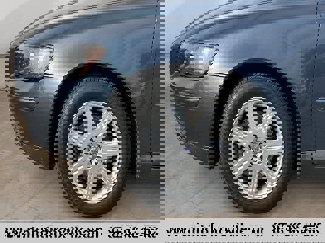 Used 2007 Volvo V50 2.4i image 9