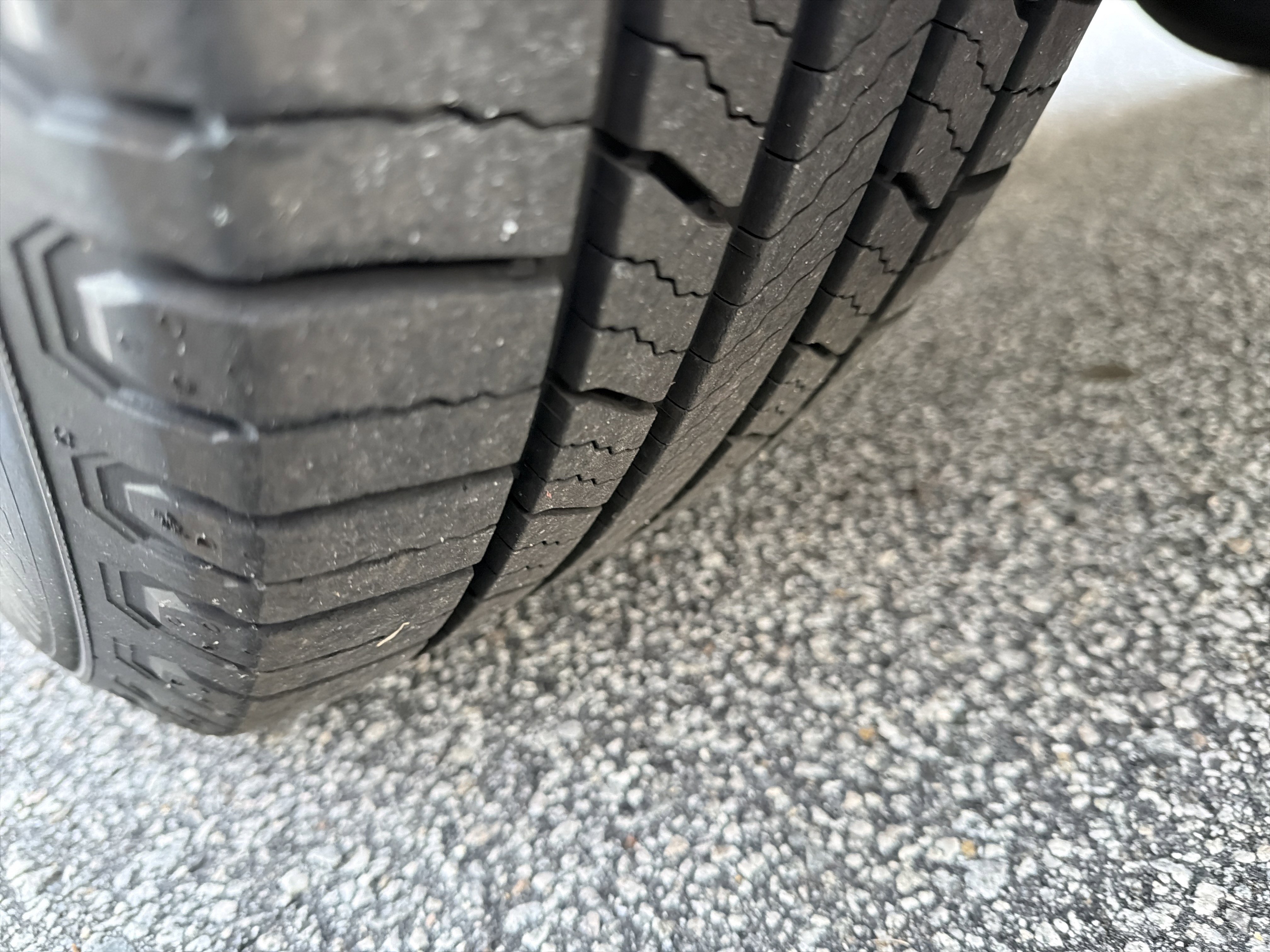 Used 2019 Buick Envision Essence image 12