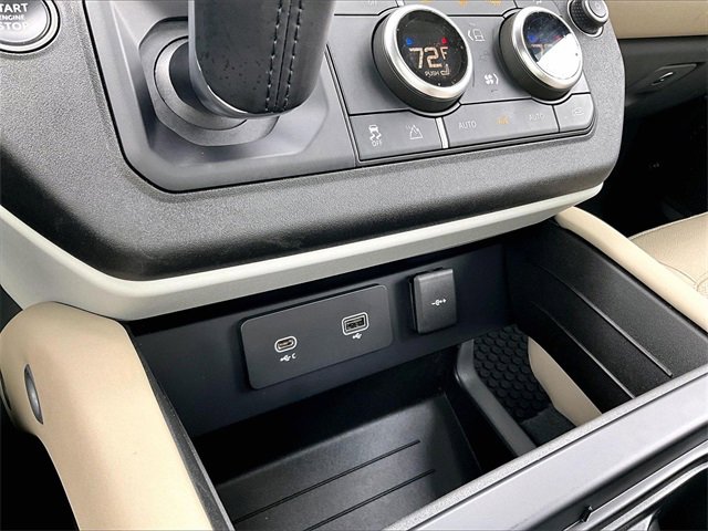 Used 2024 Land Rover Defender 110 S image 16