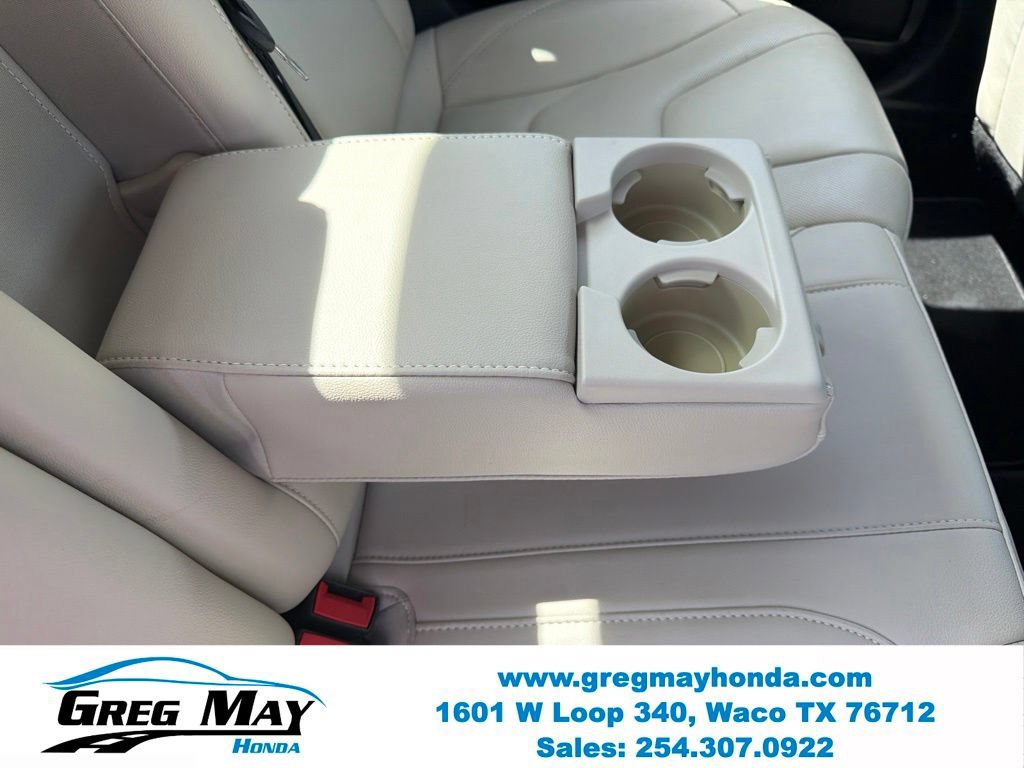 Used 2017 Ford Fusion Titanium AWD/4WD image 29