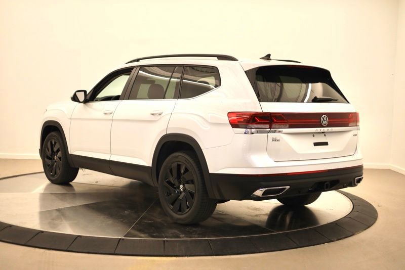 New 2026 Volkswagen Atlas SE image 5