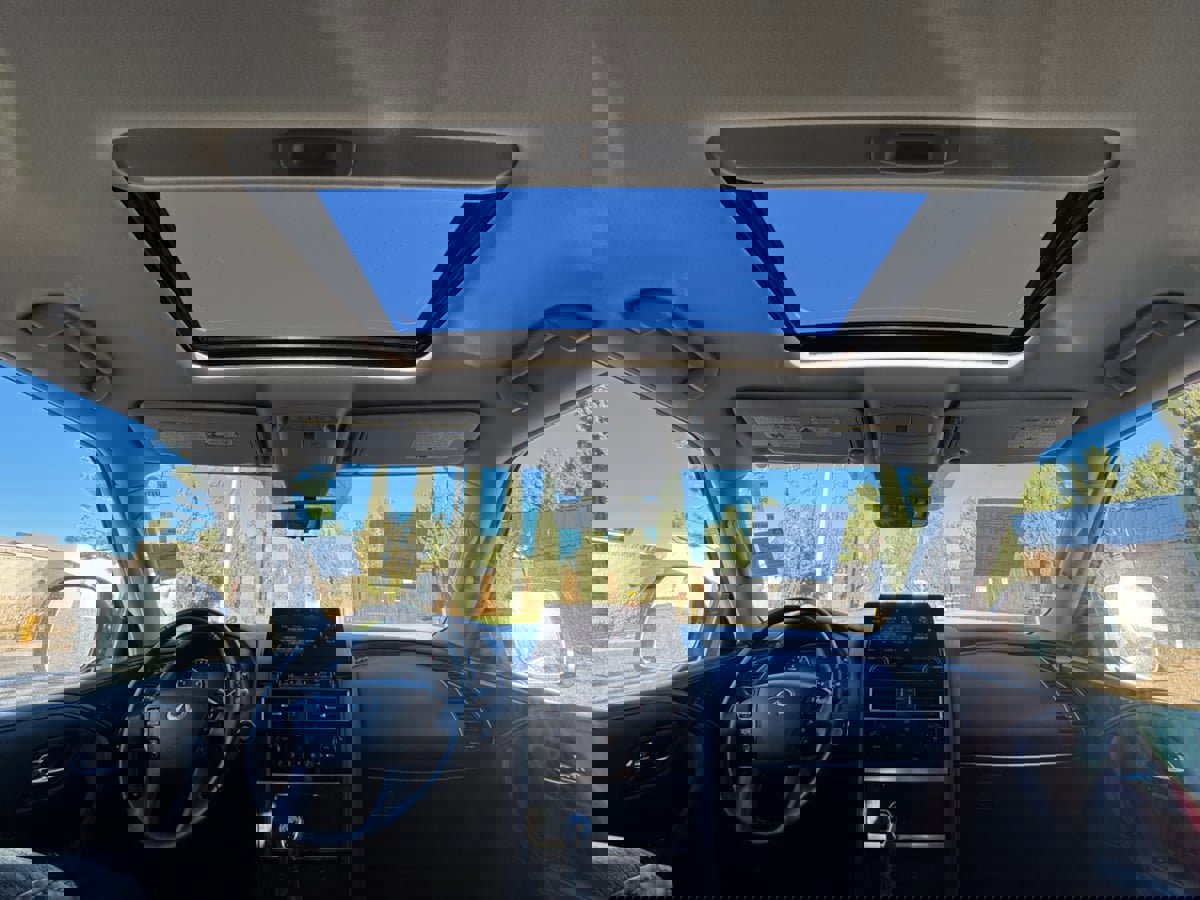 Used 2023 INFINITI QX80 Luxe w/ Cargo Package image 16