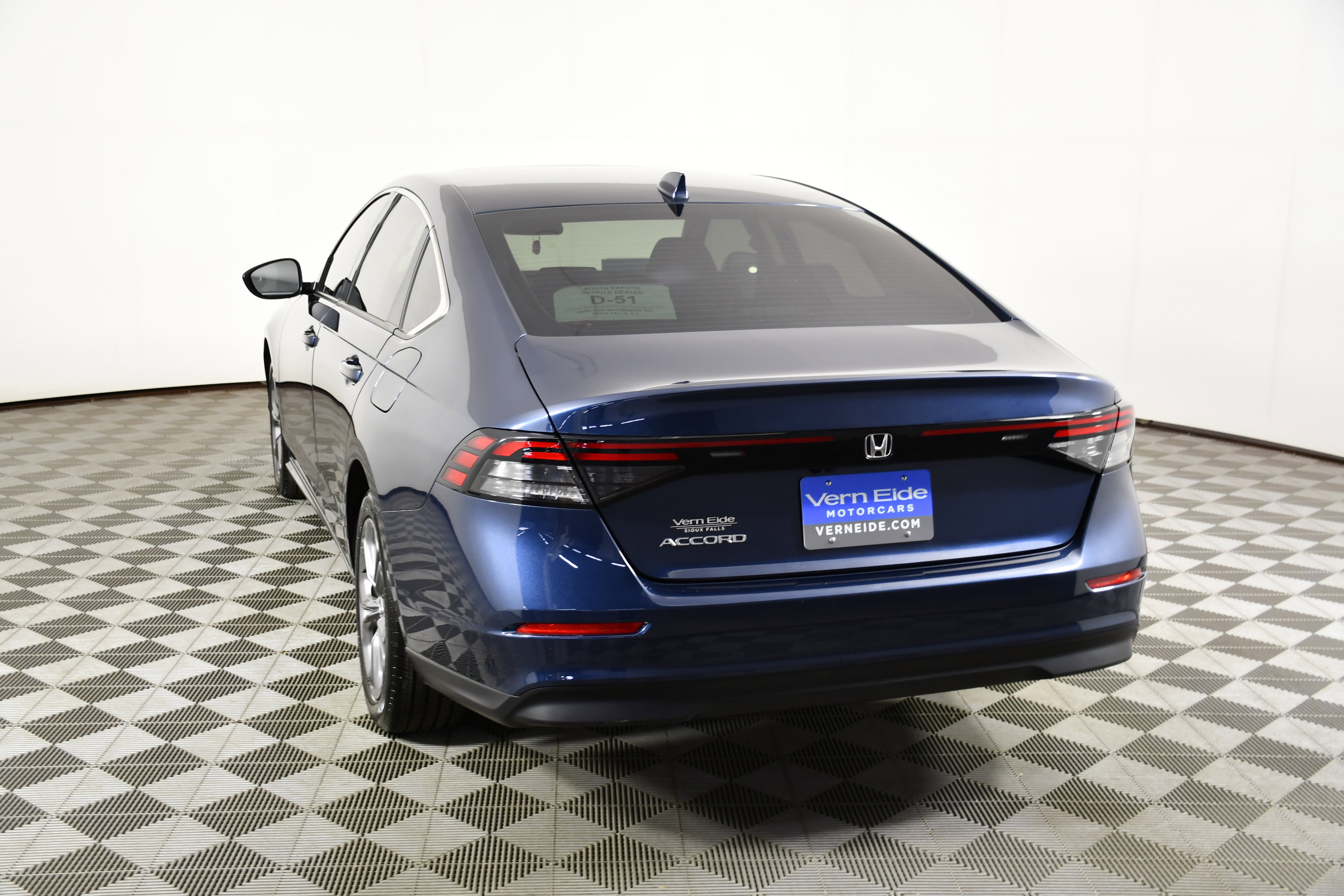 Certified 2024 Honda Accord EX image 7
