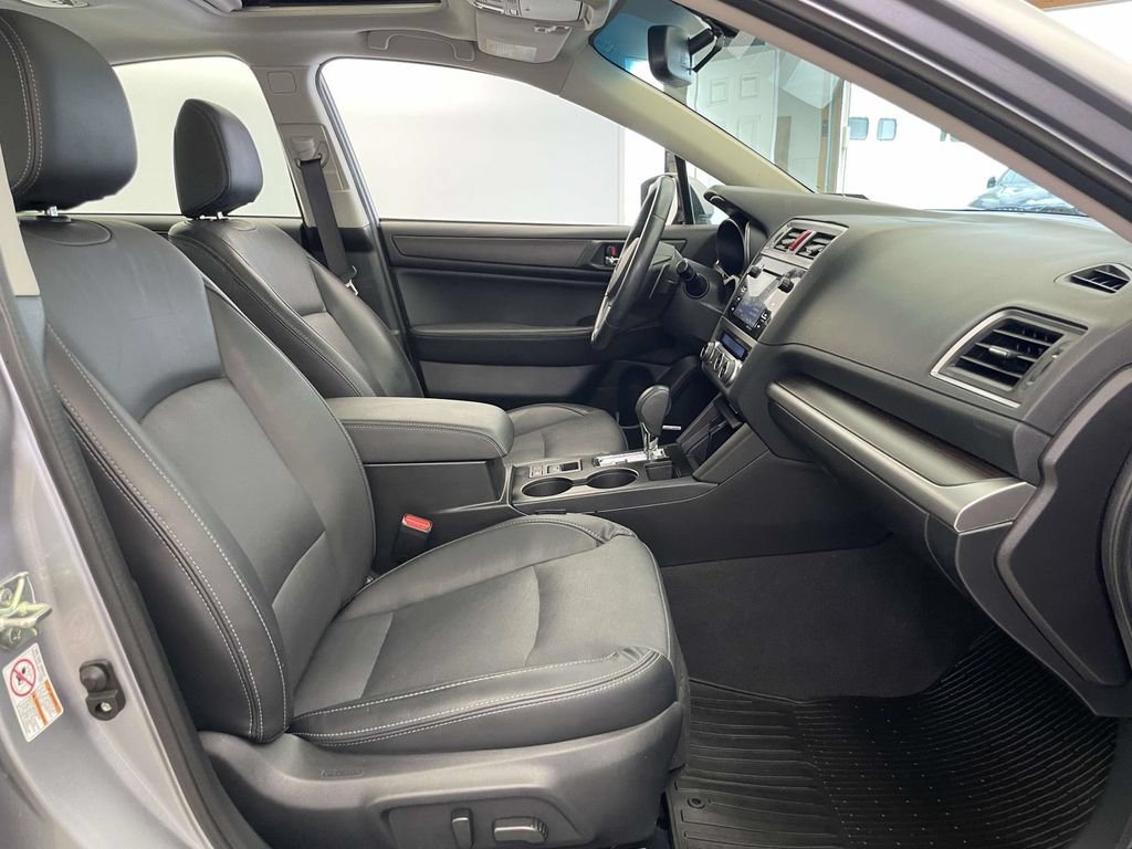 Used 2017 Subaru Legacy 2.5i Limited w/ Cargo Package AWD/4WD image 22