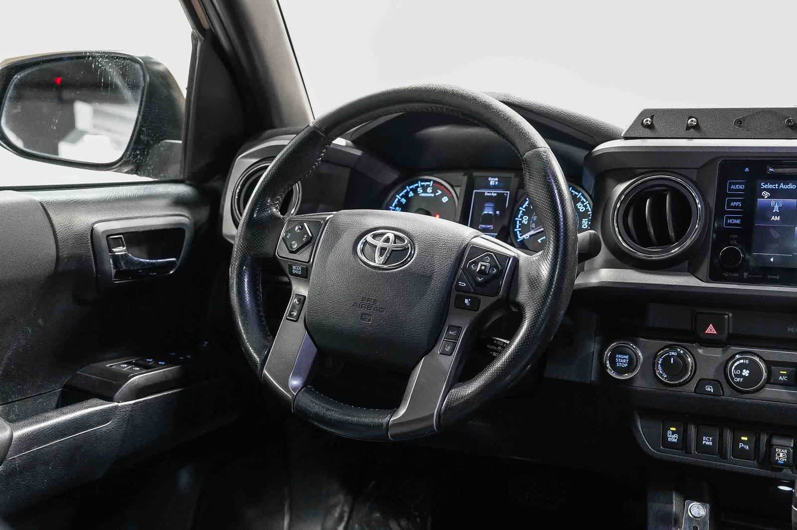 Used 2019 Toyota Tacoma TRD Off-Road w/ Technology Package AWD/4WD image 15