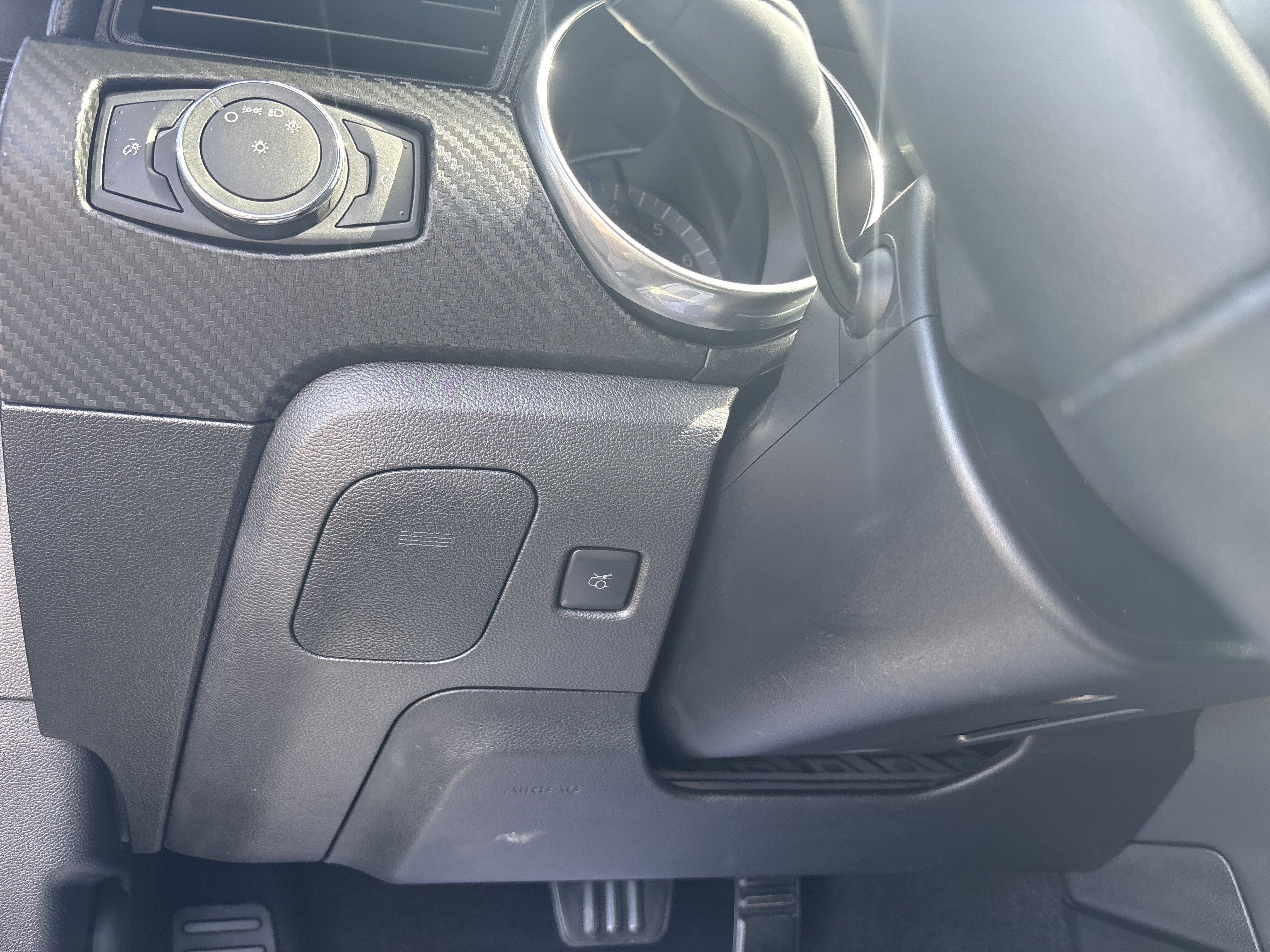 Used 2019 Ford Mustang Coupe RWD image 19