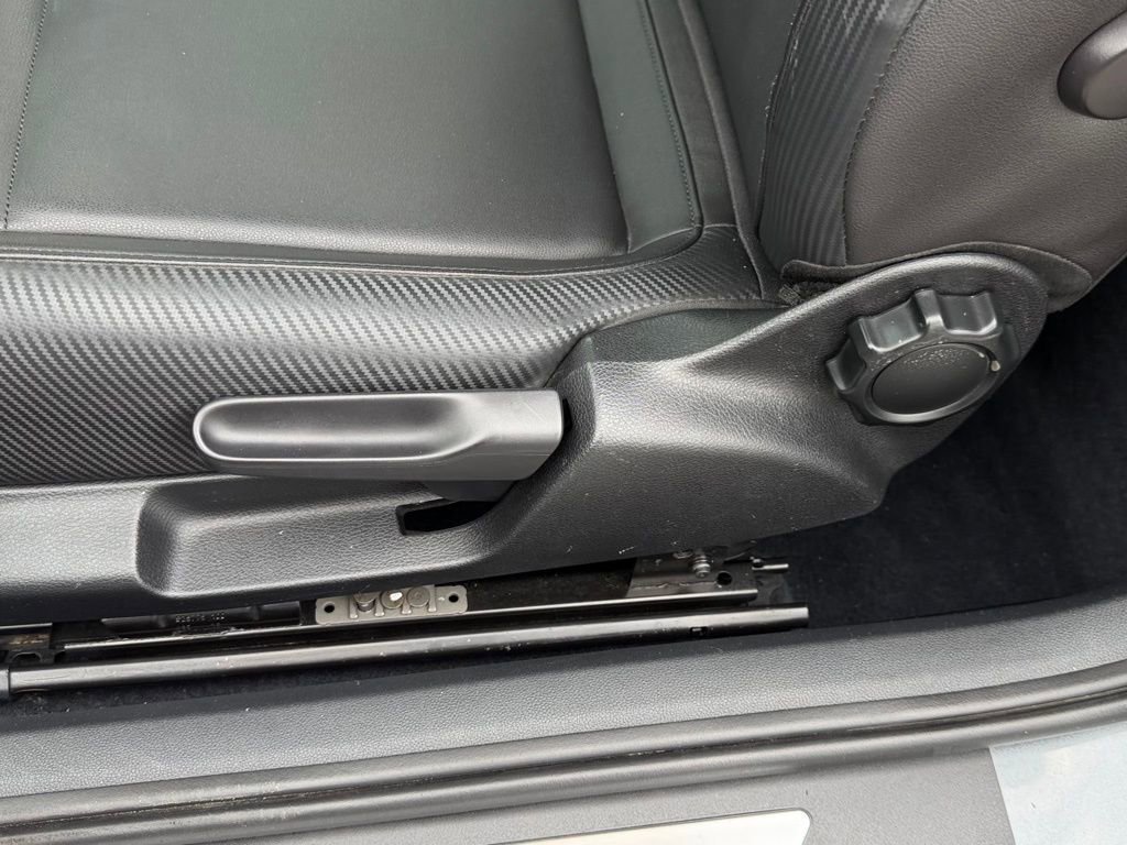 Used 2013 Volkswagen Beetle 2.5 image 19