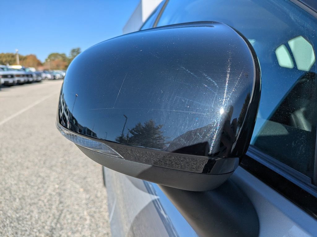 Certified 2025 Volvo S60 B5 Core image 12