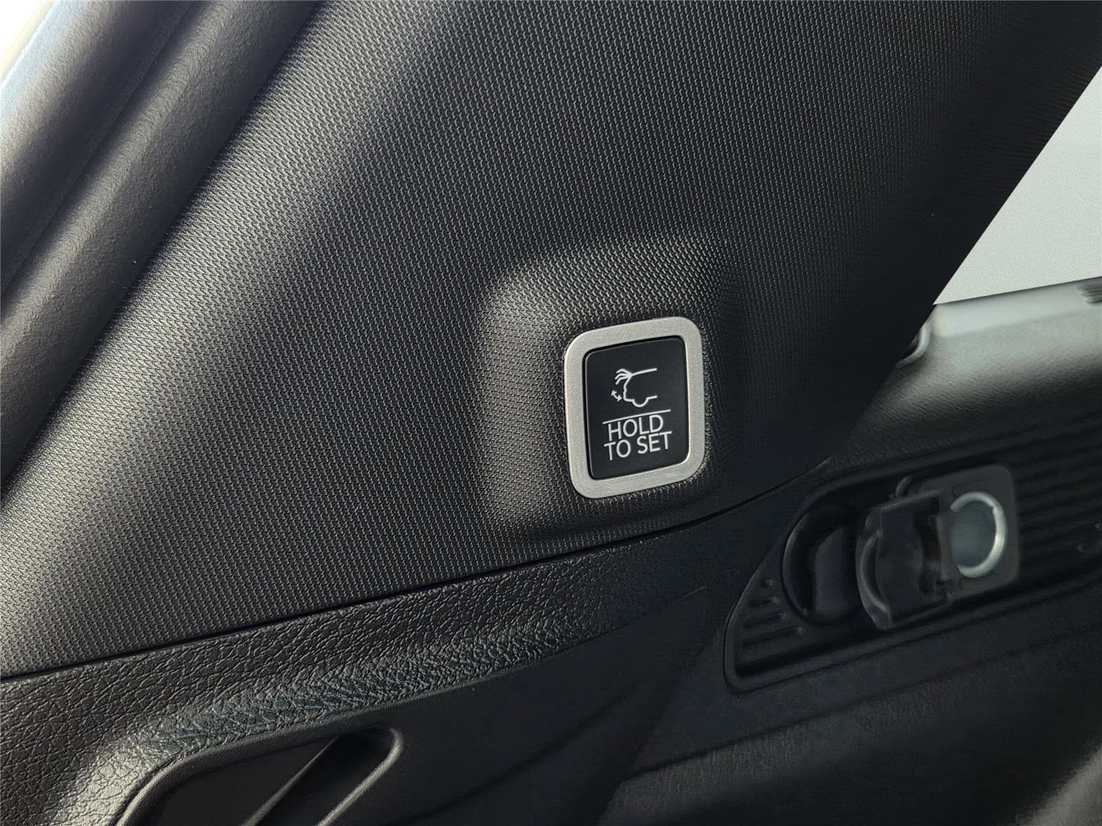 New 2025 Jeep Grand Cherokee Laredo X w/ Luxury Tech Group I image 29