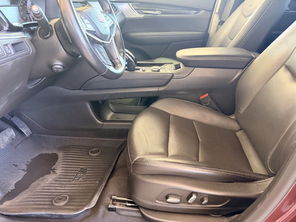 Used 2023 Cadillac XT5 Premium Luxury AWD/4WD image 14