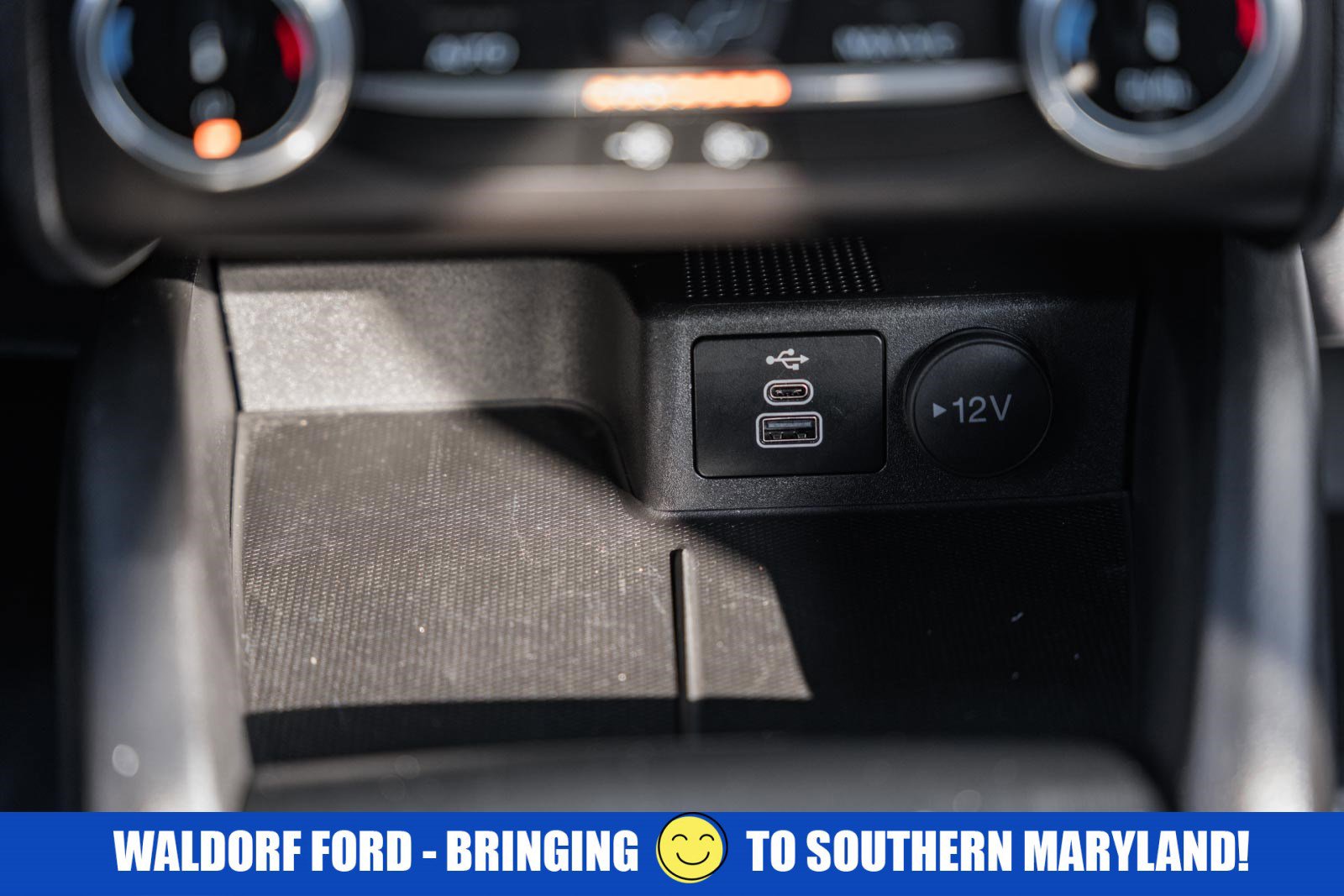 Used 2025 Ford Escape ST-Line image 25