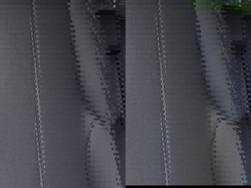 New 2026 Cadillac Optiq Luxury 1 image 21