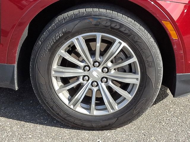 Used 2017 Cadillac XT5 Luxury w/ Driver Awareness Package image 8