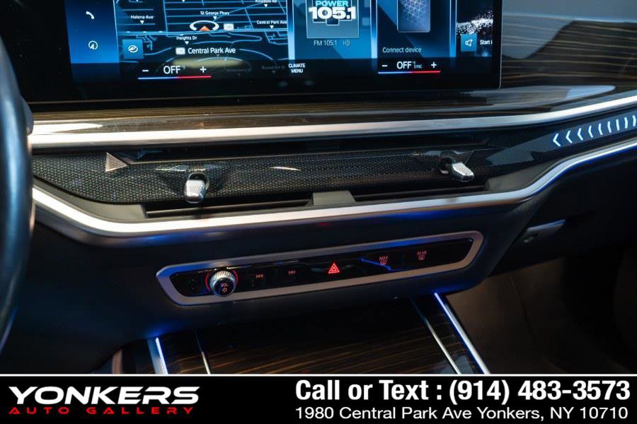 Used 2023 BMW X7 xDrive40i w/ M Sport Package AWD/4WD image 58