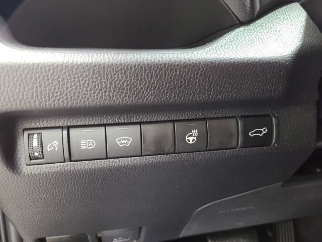 Certified 2023 Toyota RAV4 XLE Premium AWD/4WD image 39
