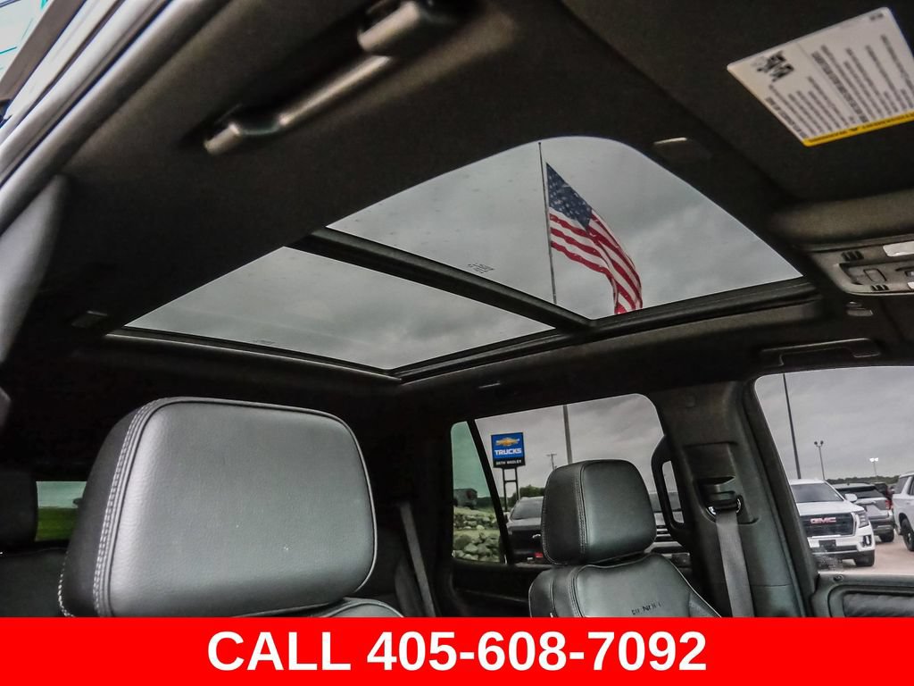Used 2023 GMC Yukon Denali w/ LPO, Floor Liner Package AWD/4WD image 28