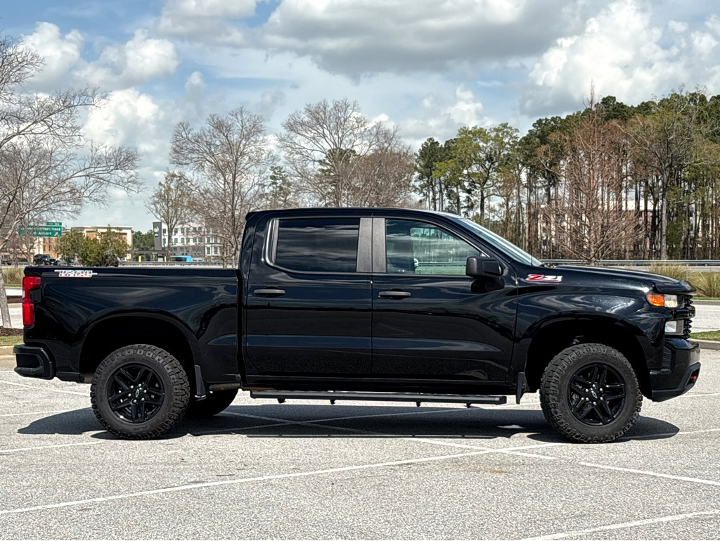 Used 2021 Chevrolet Silverado 1500 Custom Trail Boss w/ Midnight Edition AWD/4WD image 21
