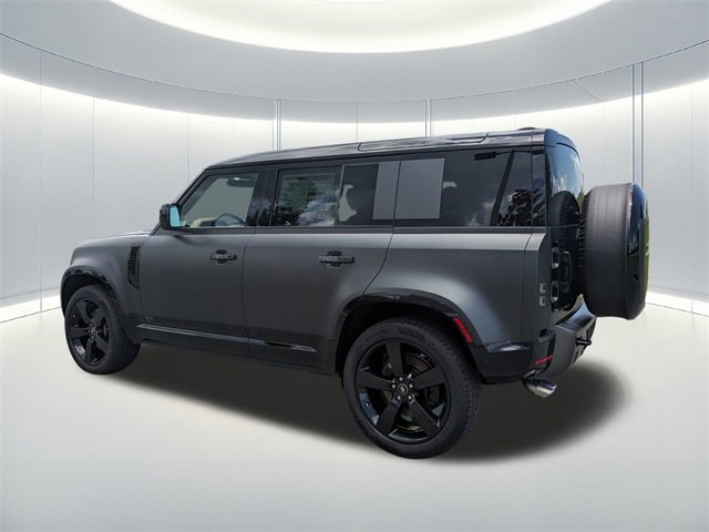 New 2025 Land Rover Defender 110 V8 image 4