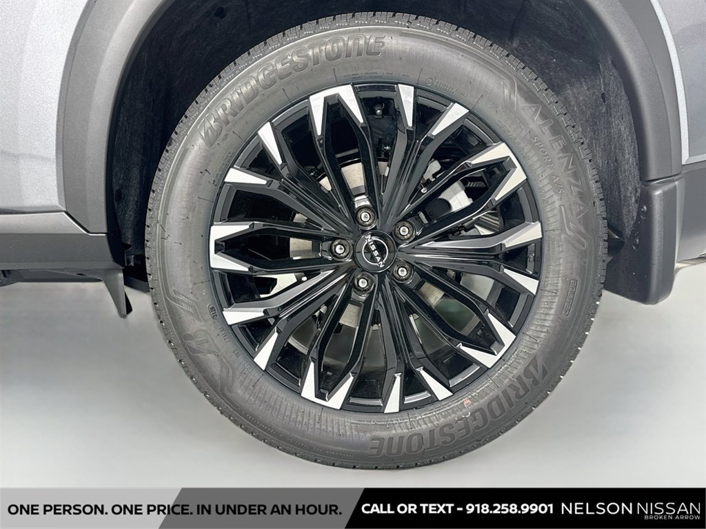New 2026 Nissan Rogue Dark Armor FWD image 30
