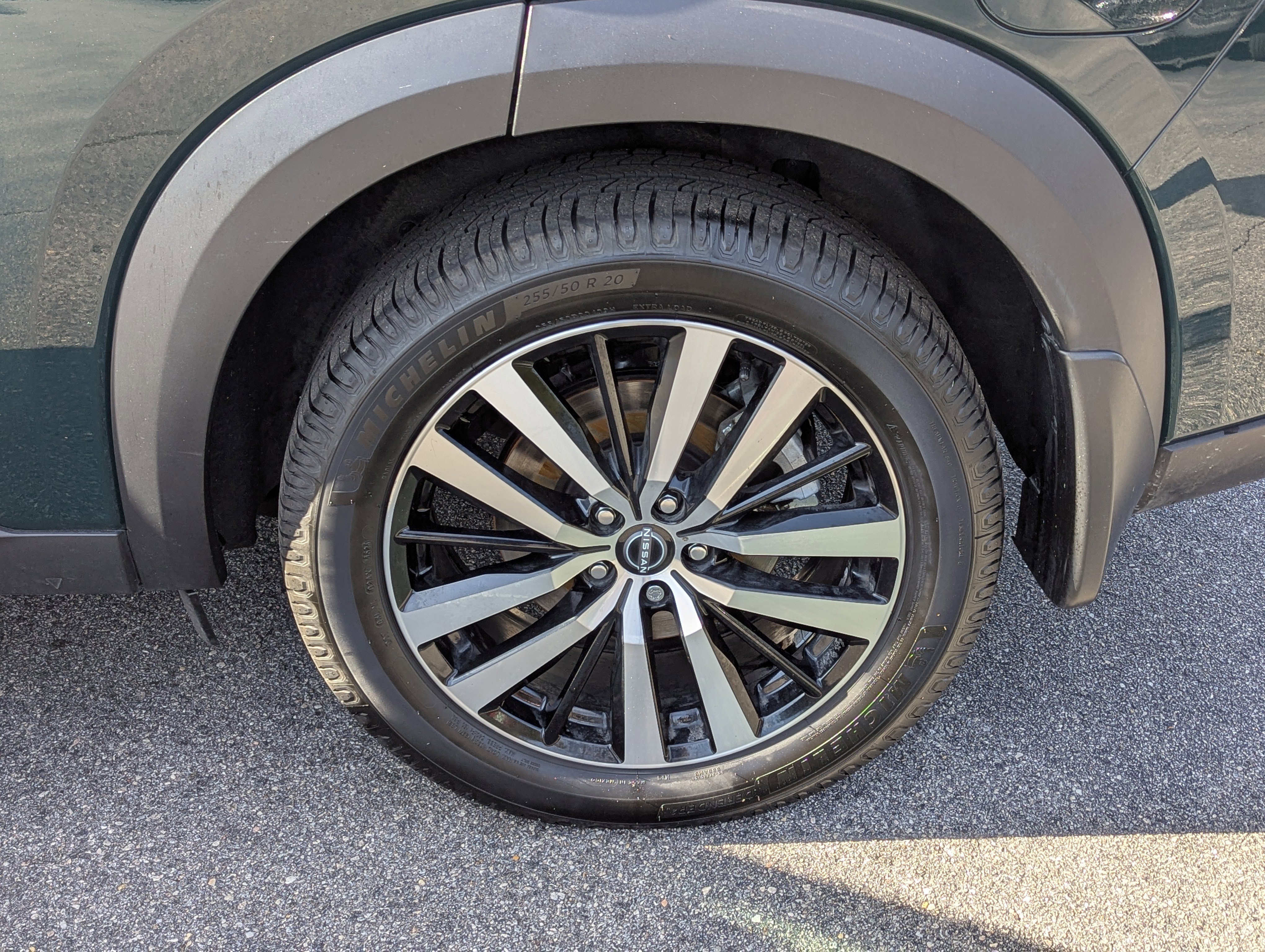 Used 2023 Nissan Pathfinder Platinum w/ Cargo Package image 31