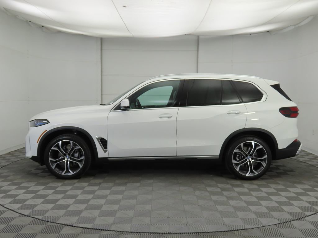 New 2026 BMW X5 sDrive40i w/ Premium Package image 8