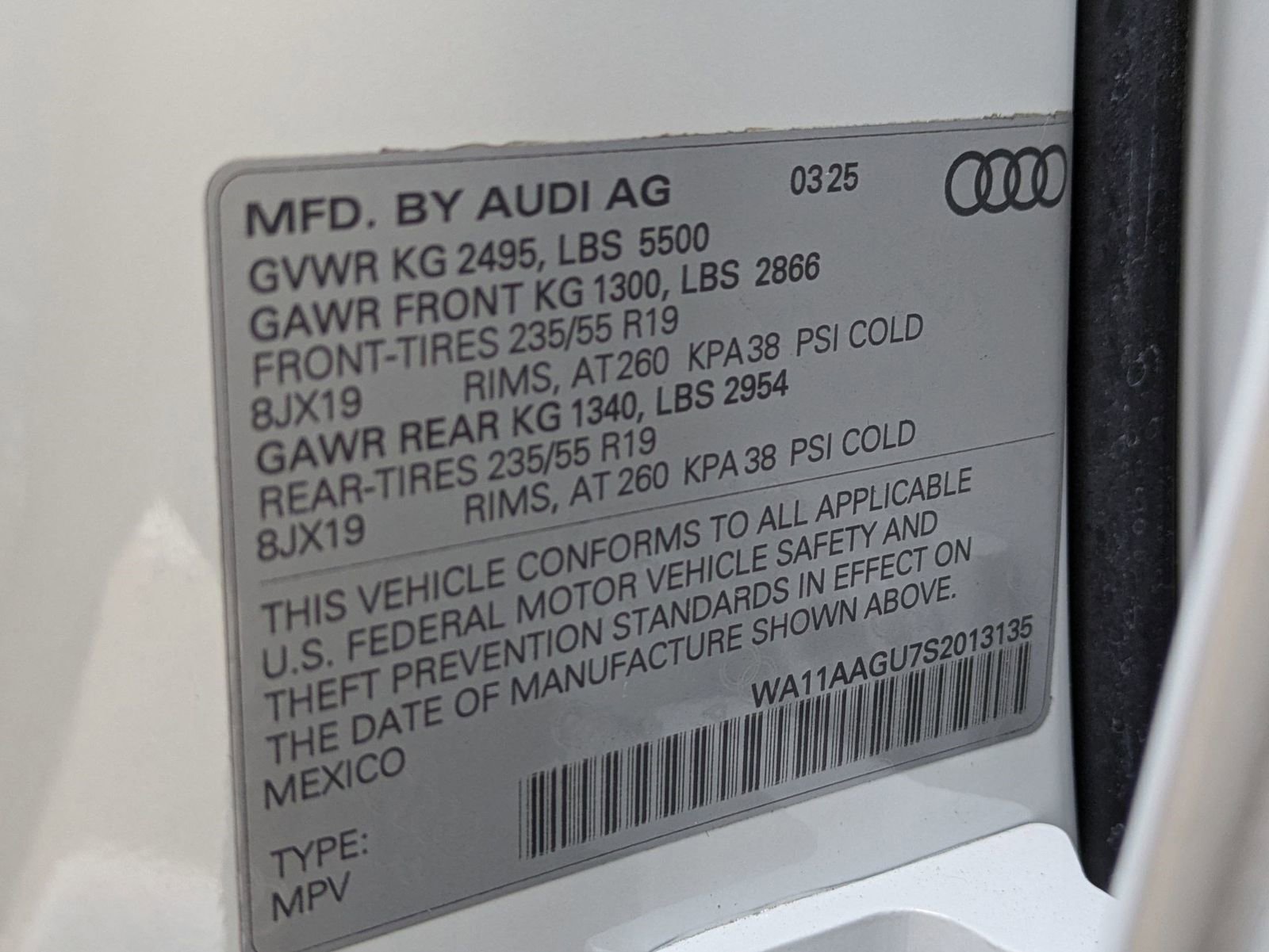 Used 2025 Audi Q5 Premium w/ Convenience Package image 17