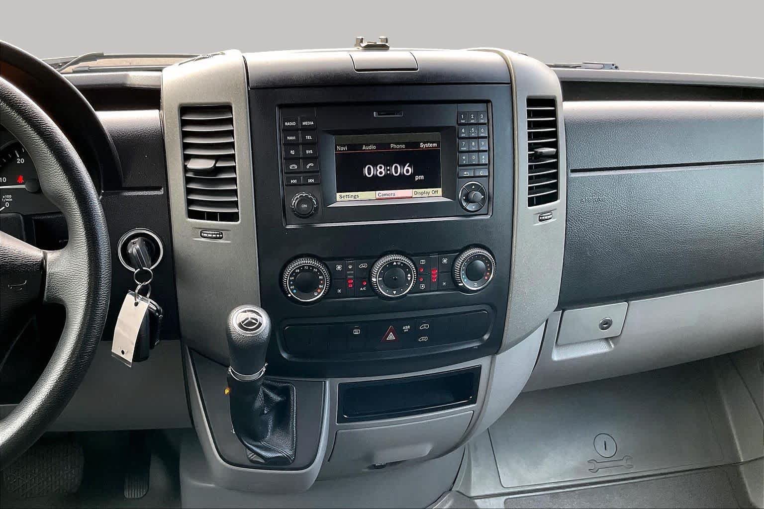 Used 2018 Mercedes-Benz Sprinter 2500 image 6