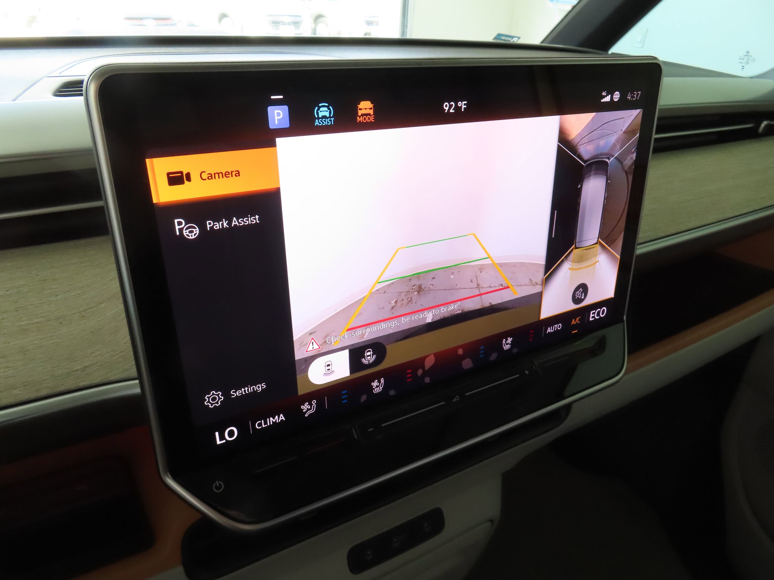 New 2025 Volkswagen ID. Buzz 1st Edition image 19