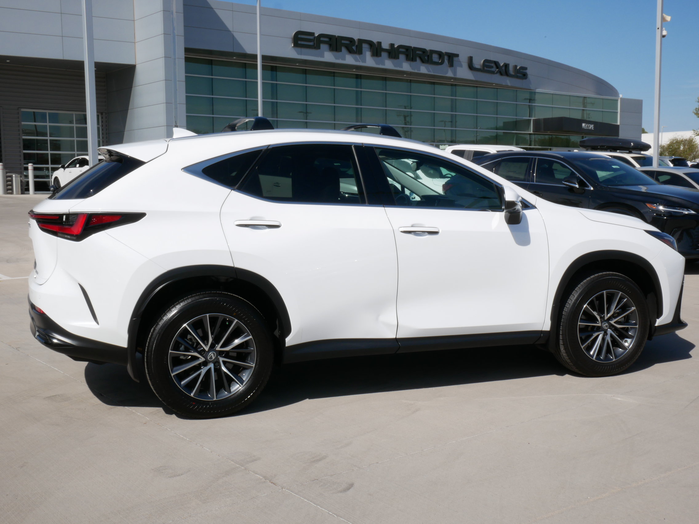 Certified 2026 Lexus NX 350 AWD w/ Accessory Package (2T) image 11