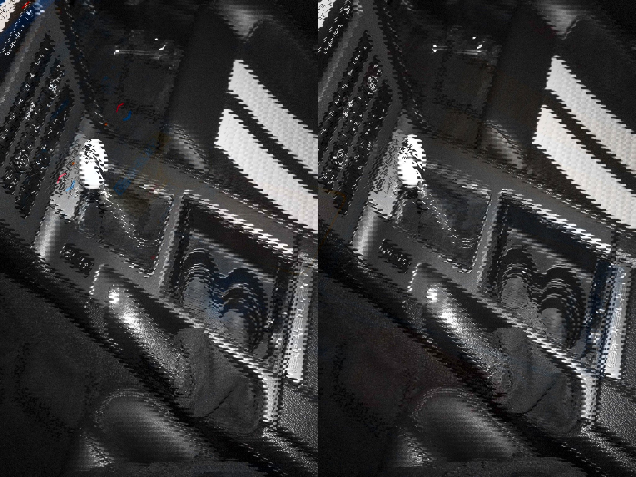 Used 2011 Ford Mustang Shelby GT500 w/ Electronics Pkg image 32