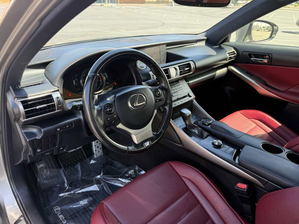 Used 2016 Lexus IS 200t RWD image 14