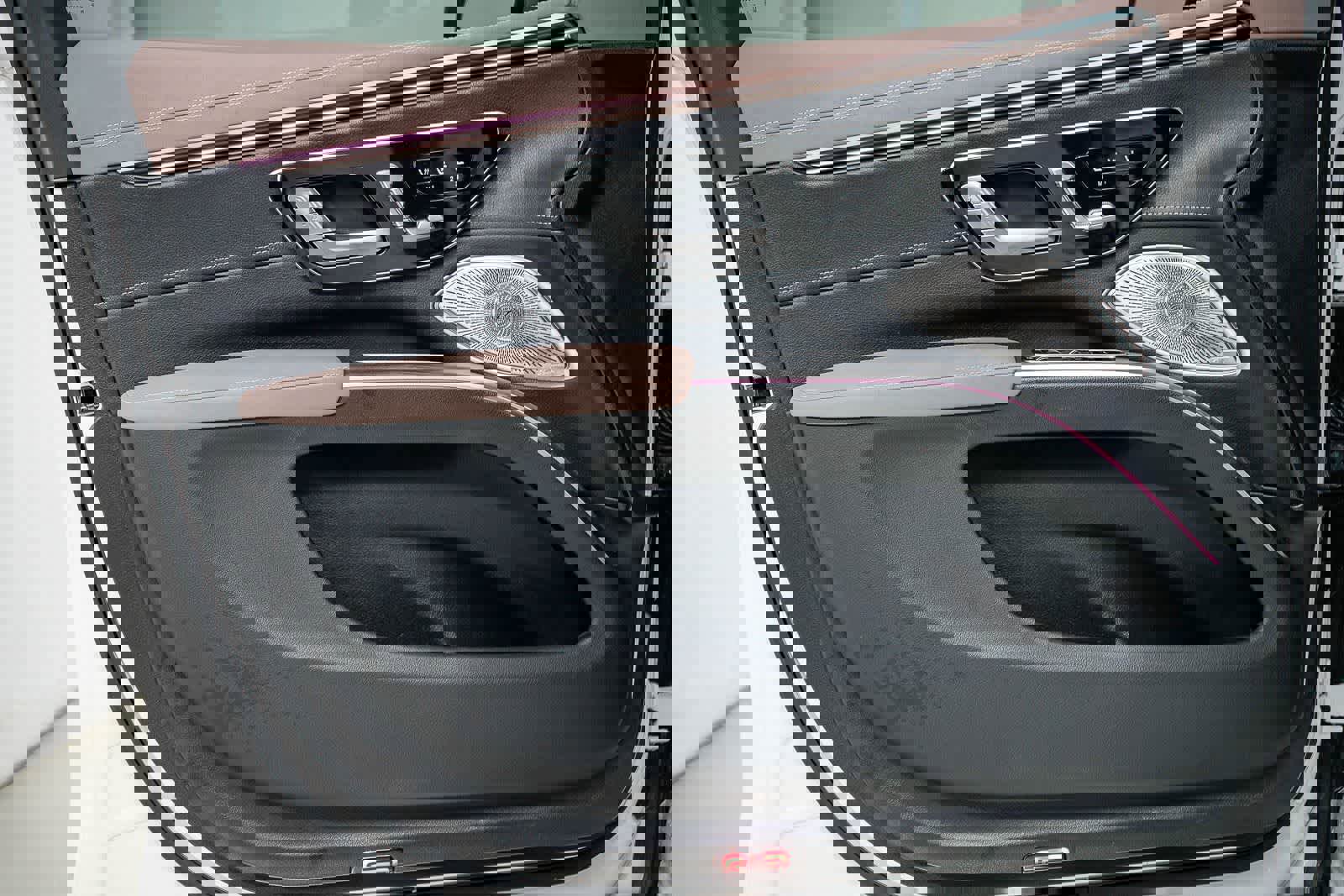 Used 2023 Mercedes-Benz EQS 580 4MATIC SUV image 19