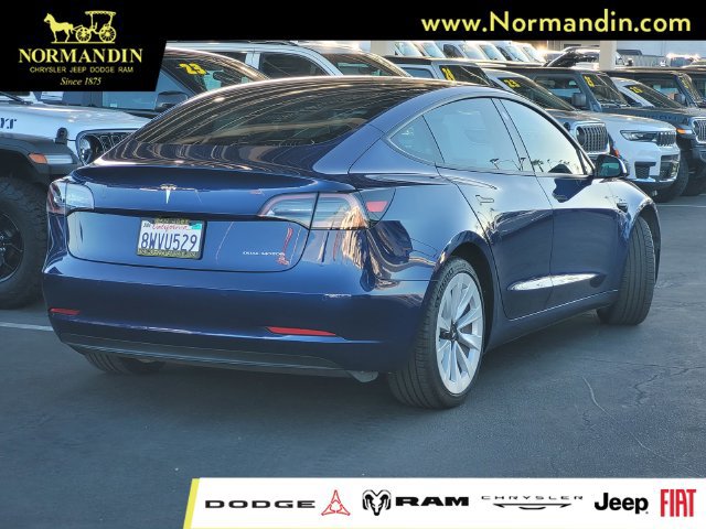 Used 2021 Tesla Model 3 Long Range AWD/4WD image 3