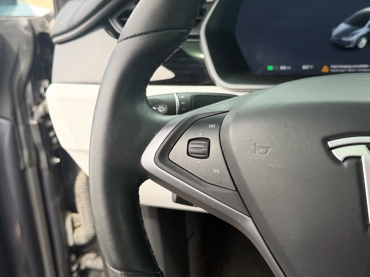 Used 2018 Tesla Model X 75D AWD/4WD image 20